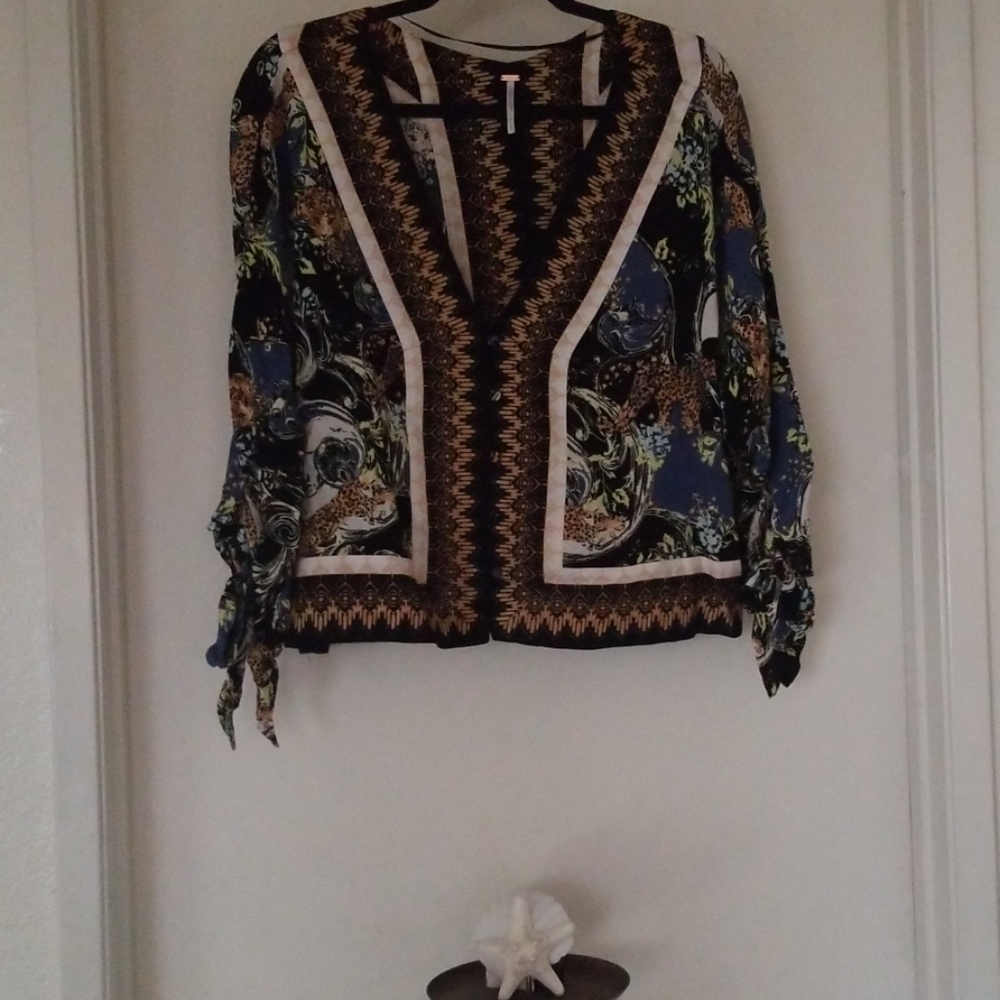 Free people oversized top.